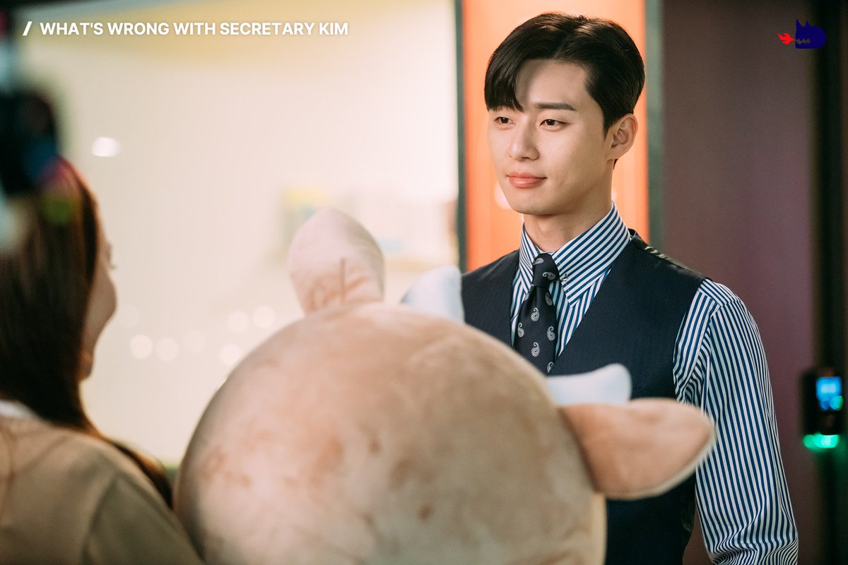 studiodragonKR's tweet photo. Forever iconic office rom-com with a lethal aura💘
Celebrating the 8th anniversary of the drama of your lifetime, #WhatsWrongwithSecretaryKim

#스튜디오드래곤10주년 #어쩌면당신의인생드라마 
#StudioDragon10th #DramaofLifetime https://t.co/x1WJkMkh36