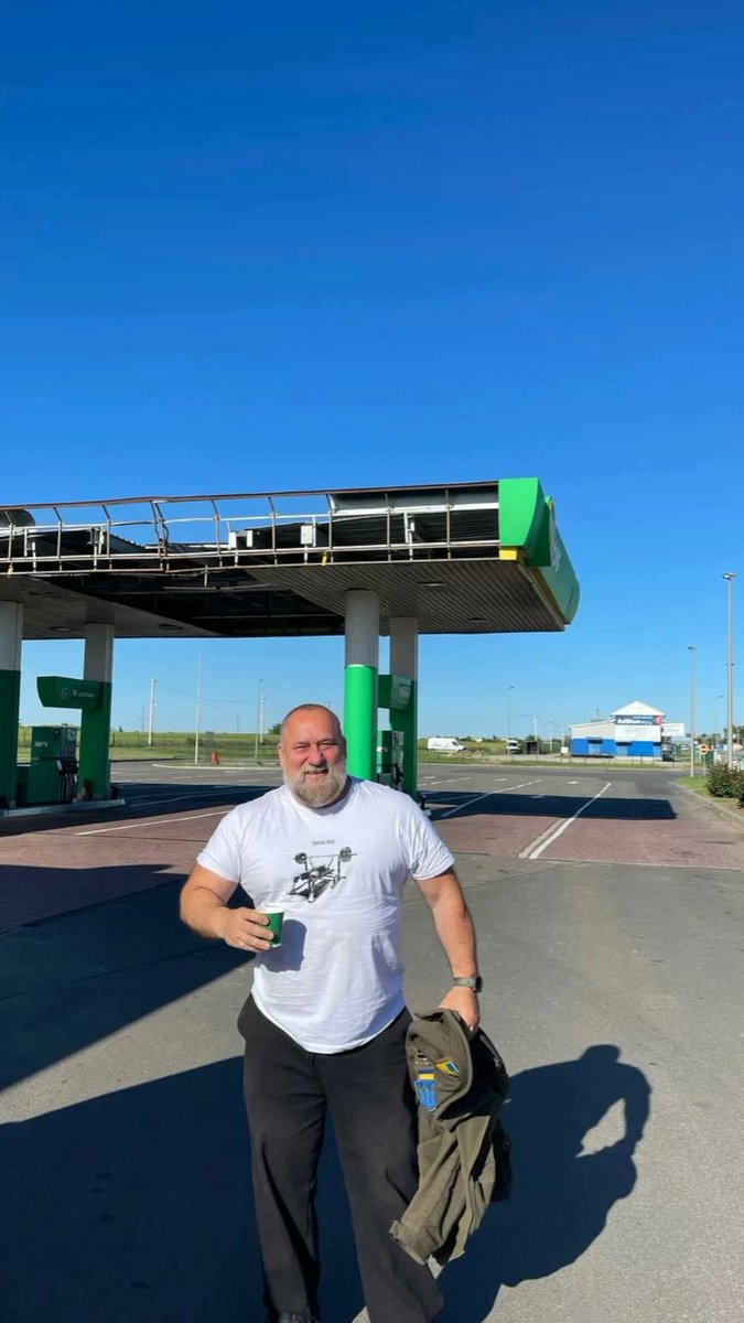 RomanDmitrich's tweet photo. Їду, де вовки ходити бояться темними ночами.
Побажайте щось гарне!

Всіх обіймаю ❤️ і щиро люблю! https://t.co/TK3KrblQt1