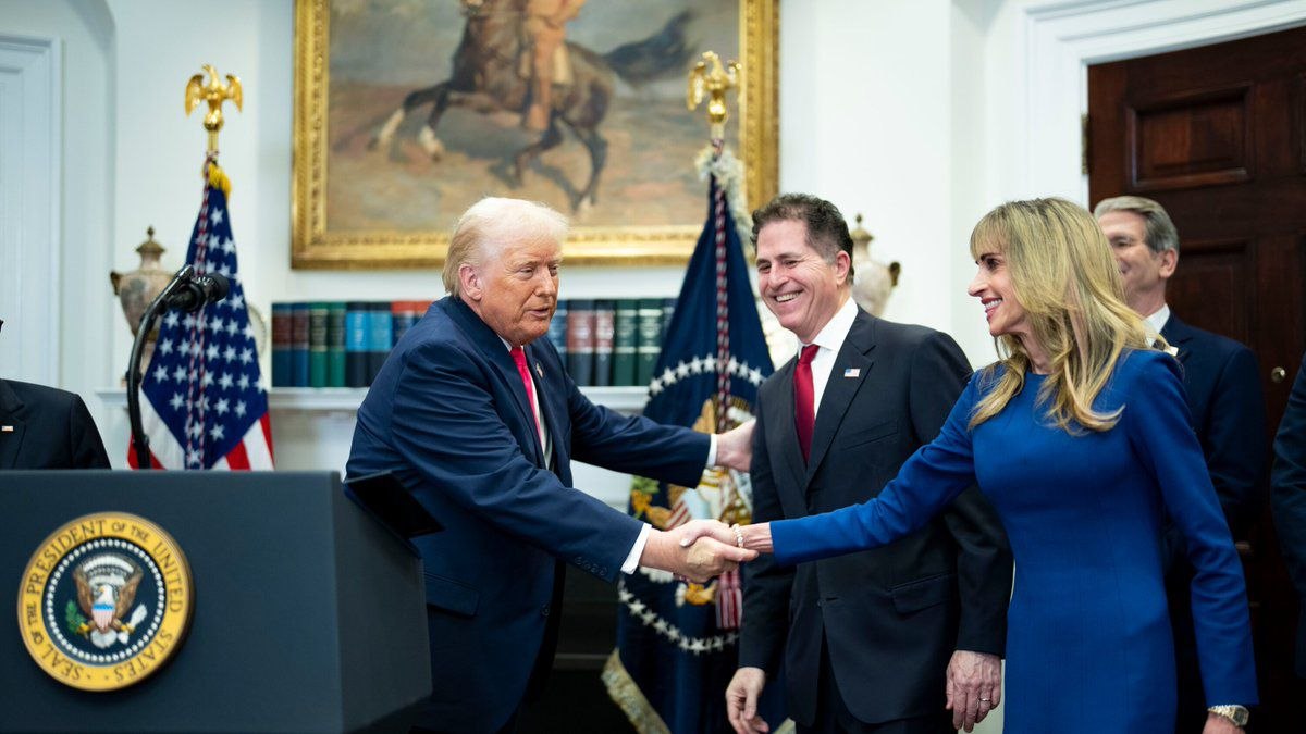 kyledoops's tweet photo. At this point, tracking Trump’s portfolio mentions might be a legitimate investment strategy 👀

Here’s the timeline:

• Trump disclosed buying $DELL multiple times between February and March
• On May 8th, he publicly said: “Go out and buy Dell”
• The stock immediately moved higher
• Dell then landed a $9.7B Pentagon contract
• And now Dell just delivered one of the biggest earnings beats of the AI cycle

The numbers were absurd:
• Revenue: $43.8B vs $34.8B expected
• EPS: $4.86 vs $2.88 expected
• AI server revenue: +757% YoY
• FY27 revenue guidance raised to as much as $169B

Since Trump’s “buy Dell” comment, the stock has added well over $100B in market value.

And the funny part?

A few weeks ago he was talking about $PLTR too.

At this rate, earnings presentations may need a new slide:

“Presidential Endorsement Risk Factors” 😭

Jokes aside, Dell’s results highlight something important.

The AI trade is no longer just about $NVDA.

The winners are spreading across the entire stack:
• Chips
• Servers
• Data centers
• Infrastructure

Dell just reminded everyone that selling the picks and shovels can be an incredible business during a gold rush.
