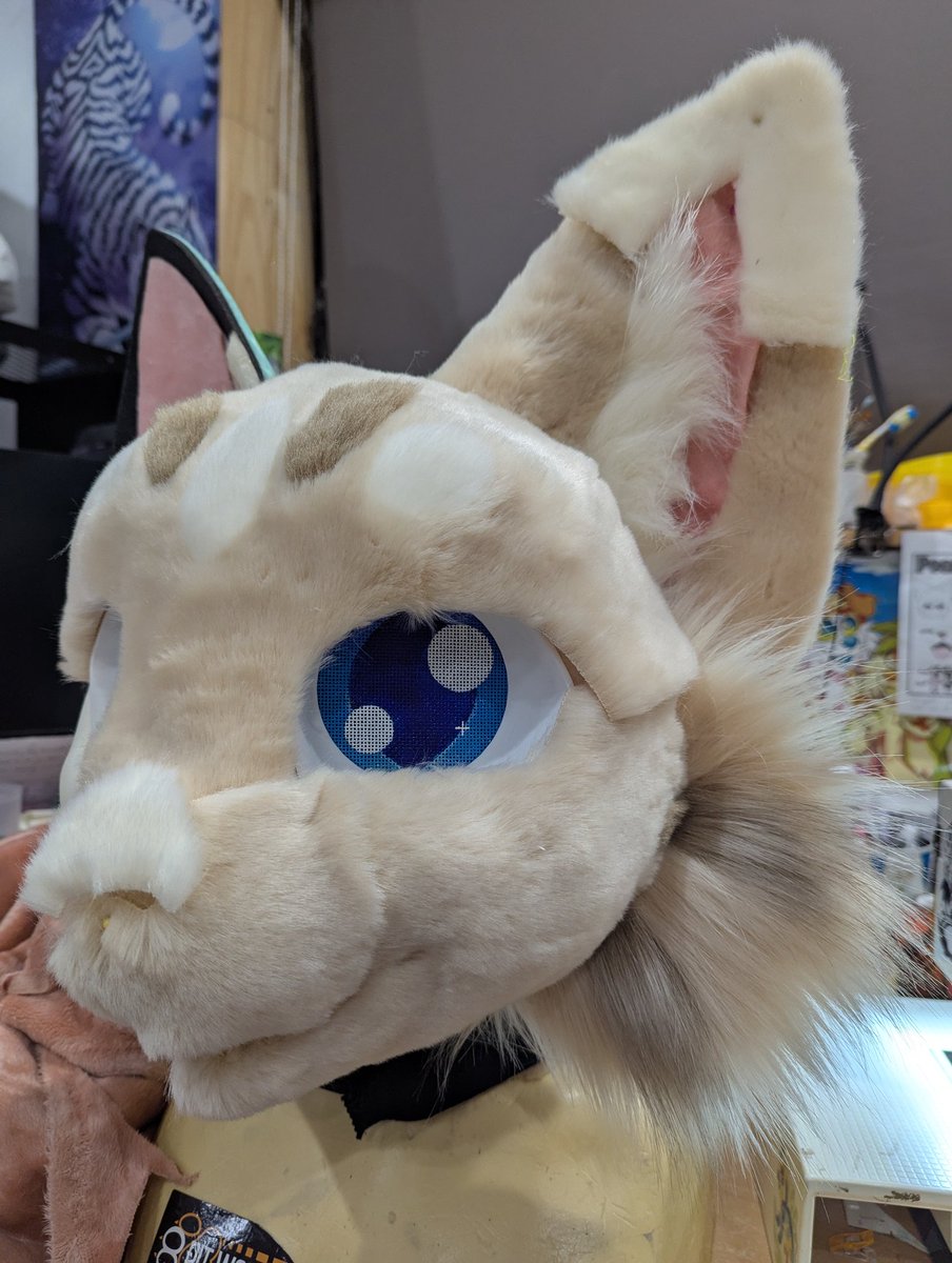 8Bit_Works's tweet photo. Add ears ➡️ Tape pattern ➡️ Copy pattern onto fur, cut out, then roughly pin to headbase to see what we have so far ➡️ Break for weekend 🎶 https://t.co/fHMqpaE1pX