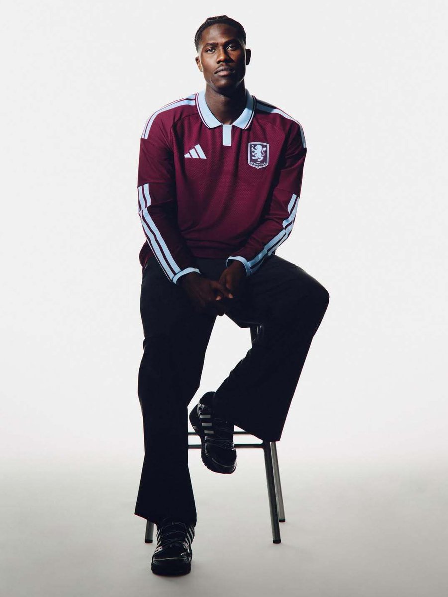 Tellement_Foot's tweet photo. Aston Villa a présenté son nouveau maillot domicile pour la saison 2026-2027 🩵💜 https://t.co/Xrp4qZWF2i