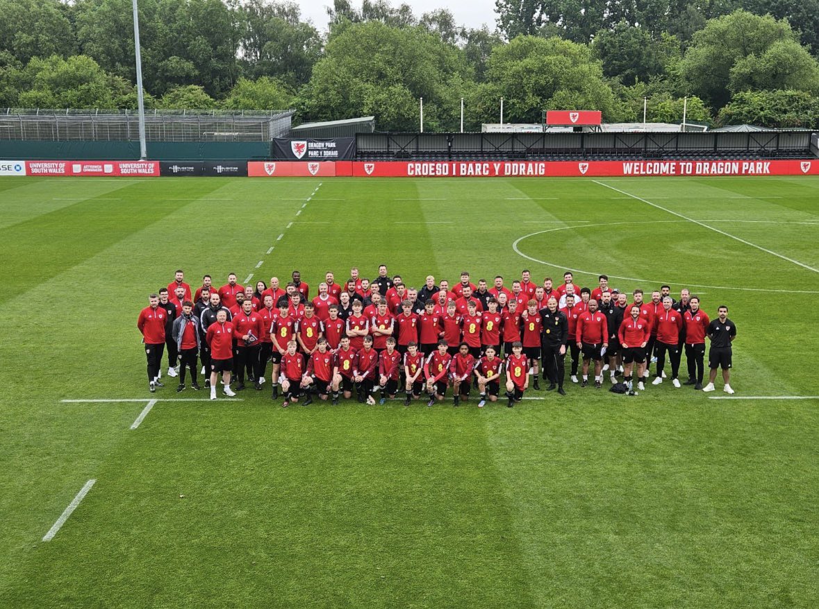 harry11thomas's tweet photo. Delighted to receive confirmation of completing the UEFA A &amp; Elite Youth A Licence with @FAWales! 🎓

A huge thanks to @1DafyddEvans and @FAWCoachEd for the guidance and support throughout the journey. Excited for what’s ahead! ⚽️ https://t.co/GGgyDy36Kl