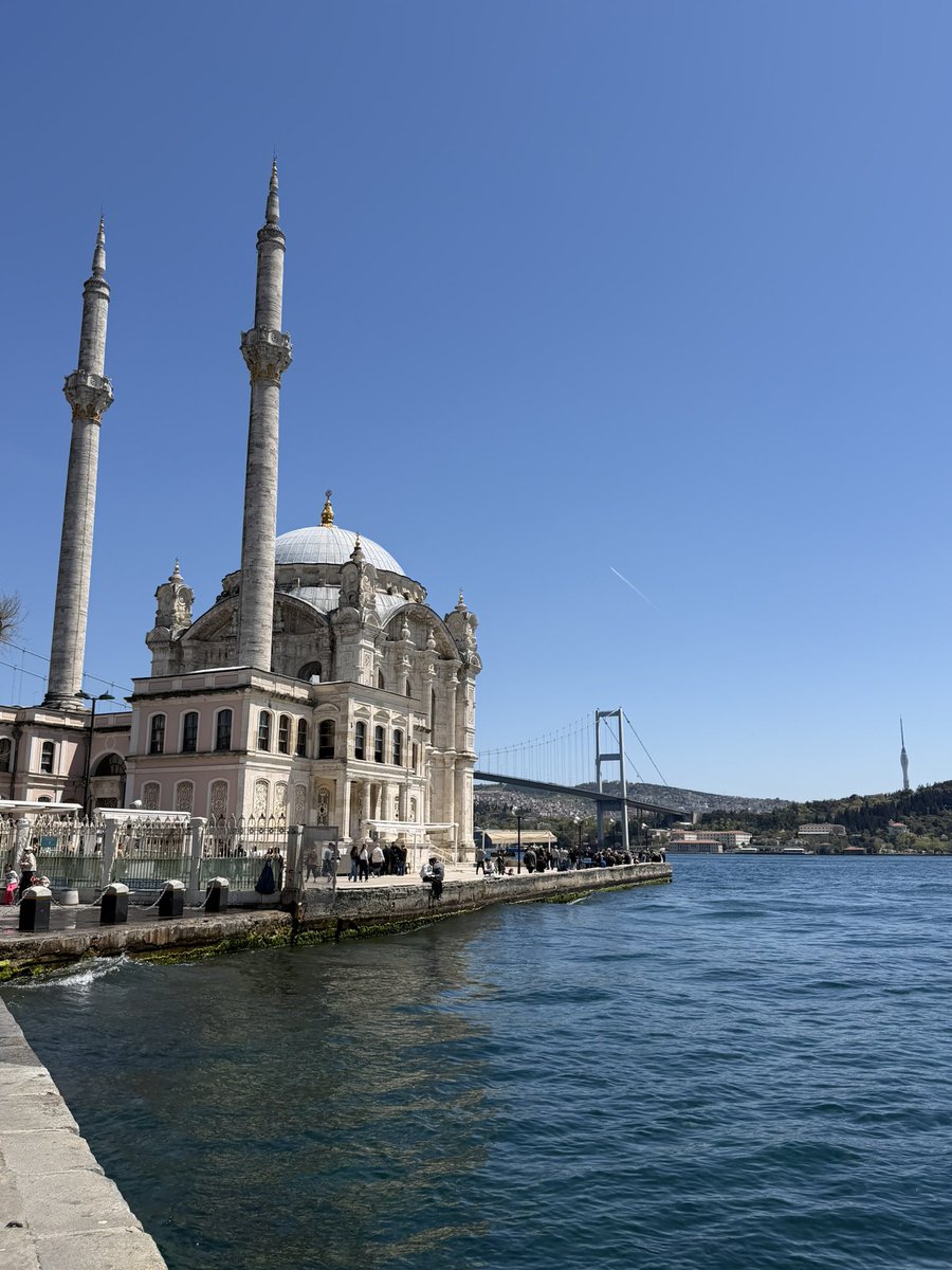 Giray tweet media