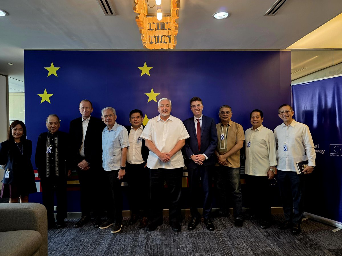 EUAmbPH's tweet photo. 🇪🇺🇵🇭Pleased to host the MARINA Multi-Sector Governance Council today.

Together, we discussed strengthening the Philippine maritime sector and supporting Filipino seafarers.

Through #GlobalGateway, the EU remains committed to maritime cooperation with the Philippines. https://t.co/m3K44fU8iy