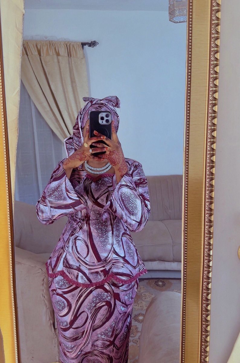 haifah_er_abba's tweet photo. Eid Mubarak 💫✨ https://t.co/UHhRaMlk7f