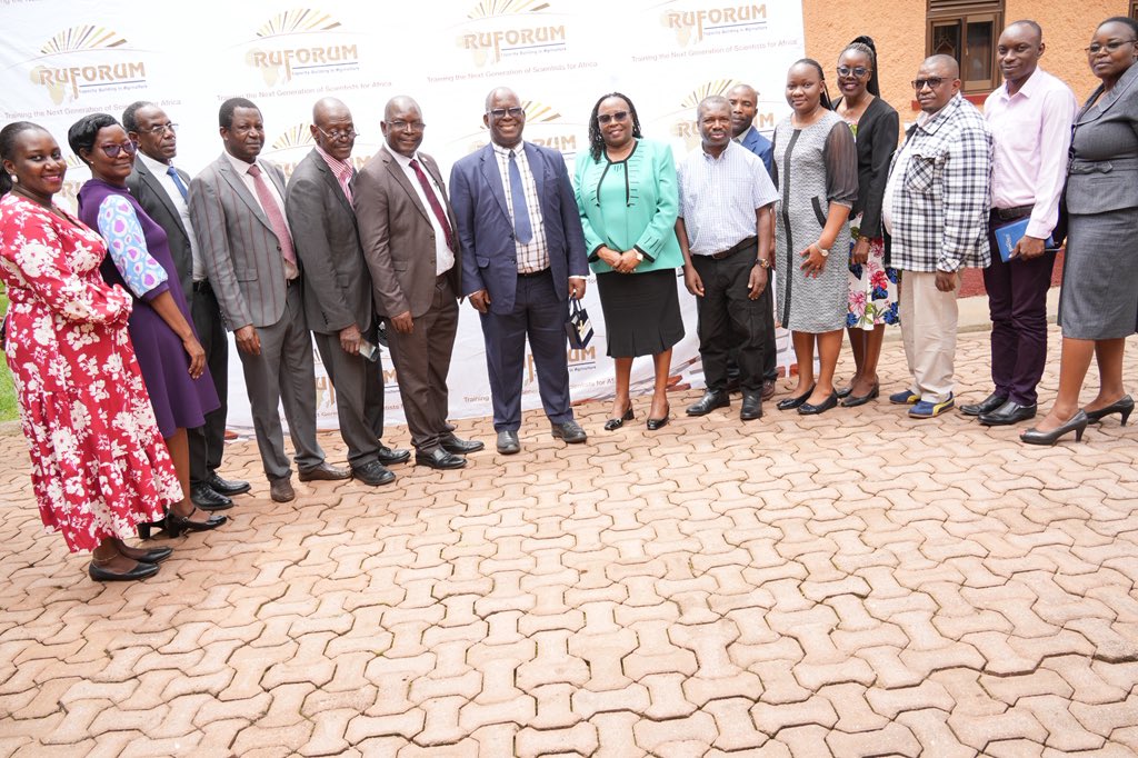 ruforumsec's tweet photo. Expanding partnerships! 🤝 

A delegation from #Zimbabwe, led by Prof. Fanuel Tagwira the Permanent Secretary of the Ministry of Higher & Tertiary Education, Innovation, Science and Technology Development, paid a courtesy visit to #RUFORUM as a long-standing alumnus & partner of #RUFORUM.

During the meeting, the delegation was briefed on #RUFORUM’s decade-long journey & its new strategic vision, looking ahead.The Zimbabwean team also shared the country’s education agenda & highlighted areas of convergence through which collaboration with #RUFORUM could be advanced.

The delegation comprised of:

1. Prof. Kuzvinetsa Peter Dzvimbo – Chief Executive Officer of @ZimcheOfficial 
2. Prof. Regis Chireshe – Chief Director, Quality Assurance at  @ZimcheOfficial 
3. Prof. Norman Takaidza – Chief Director at the Ministry of Higher Educatio Ministry of Higher and Tertiary ducation, Innovation, Science and Technology Development
4. Mr. Tinashe Zishiri – Registrar at @MidlandsState 
5. Mr. Biggy Ngwenya – Registrar at  @nustzim 
6. Dr. Tavengwa Bunhu – Deputy Dean and Senior Lecturer, School of Natural Sciences and Mathematics at @ChinhoyiCUT