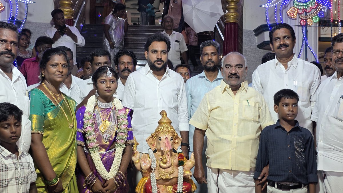 GingeeMasthan's tweet photo. விழுப்புரம் வடக்கு மாவட்டம் - செஞ்சி ஒன்றியம், சோ.குப்பம் திருமதி.புவனா செந்தில்குமார் அவர்களின் இல்ல மஞ்சள் நீராட்டு விழாவில் கலந்துகொண்டோம்.

@mkstalin | @Udhaystalin | @arivalayam https://t.co/EjqoEIfOqH