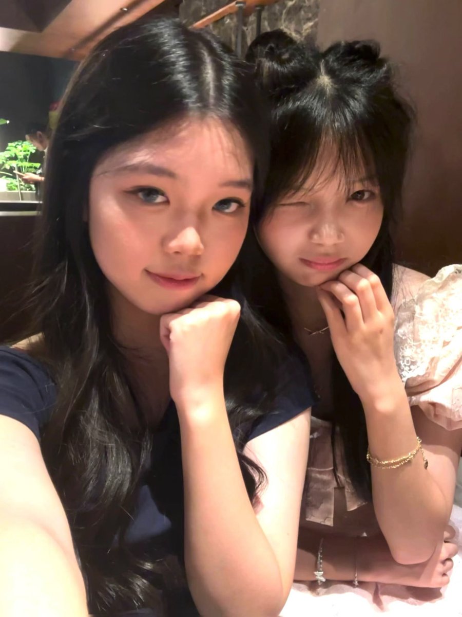 Xixi tweet media