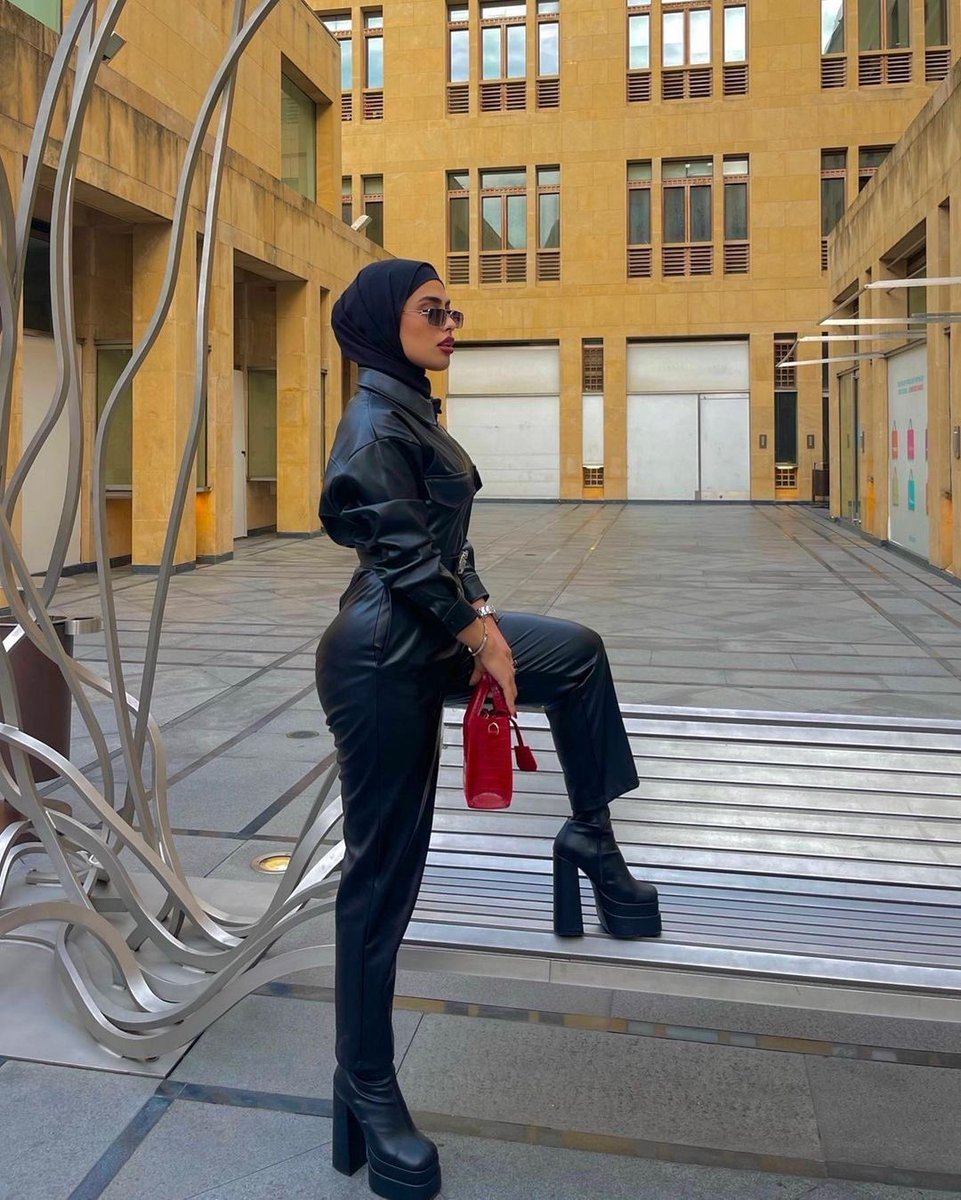 Hijabi Avenue tweet media