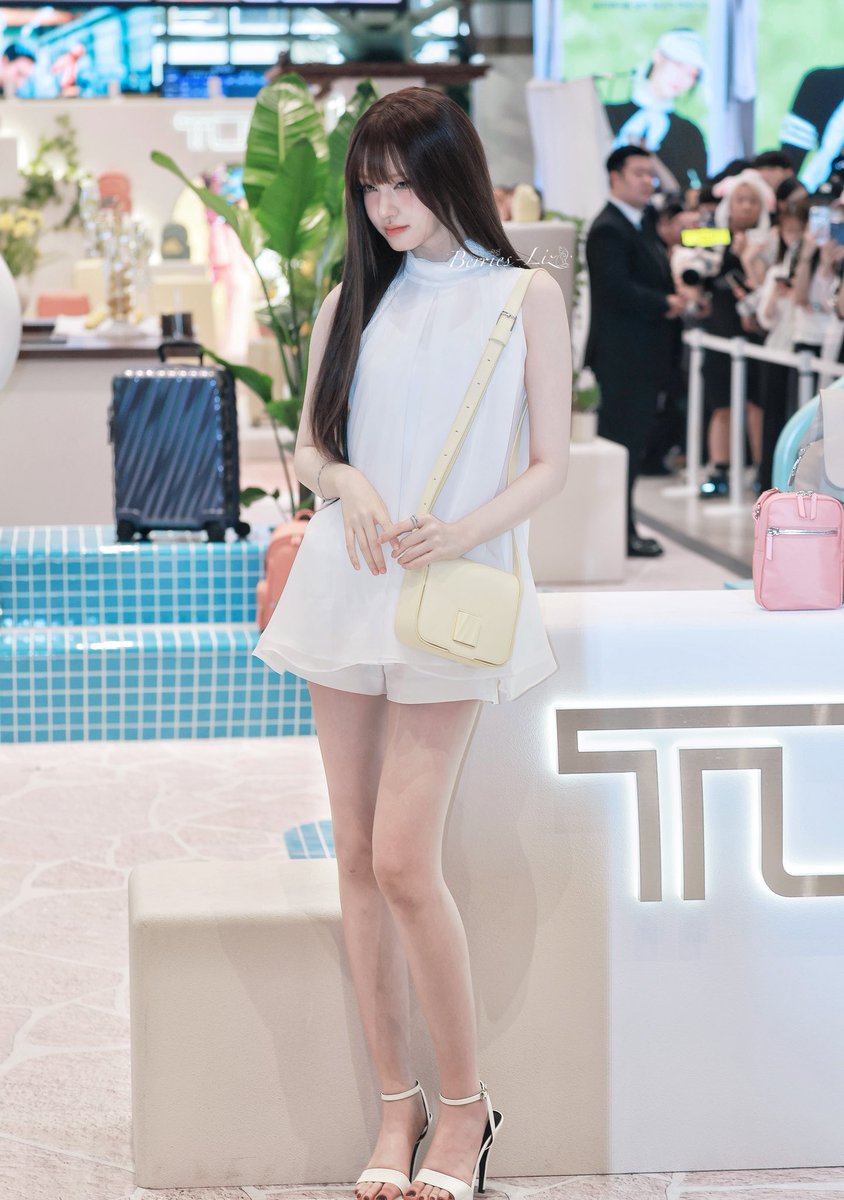 Berries_Liz1121's tweet photo. 🫐260529
 🎡 투미

 #리즈 #아이브 #LIZ #IVE #アイヴ #リズ https://t.co/GQ3PGhXcua