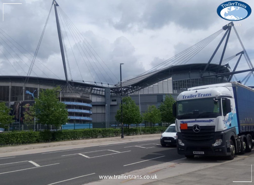 TrailerTrans's tweet photo. ⚽ Last week: Villa Park
This week… can you name the ground? 🚛
#Logistics #Transport #Football https://t.co/VWdaGETBQa