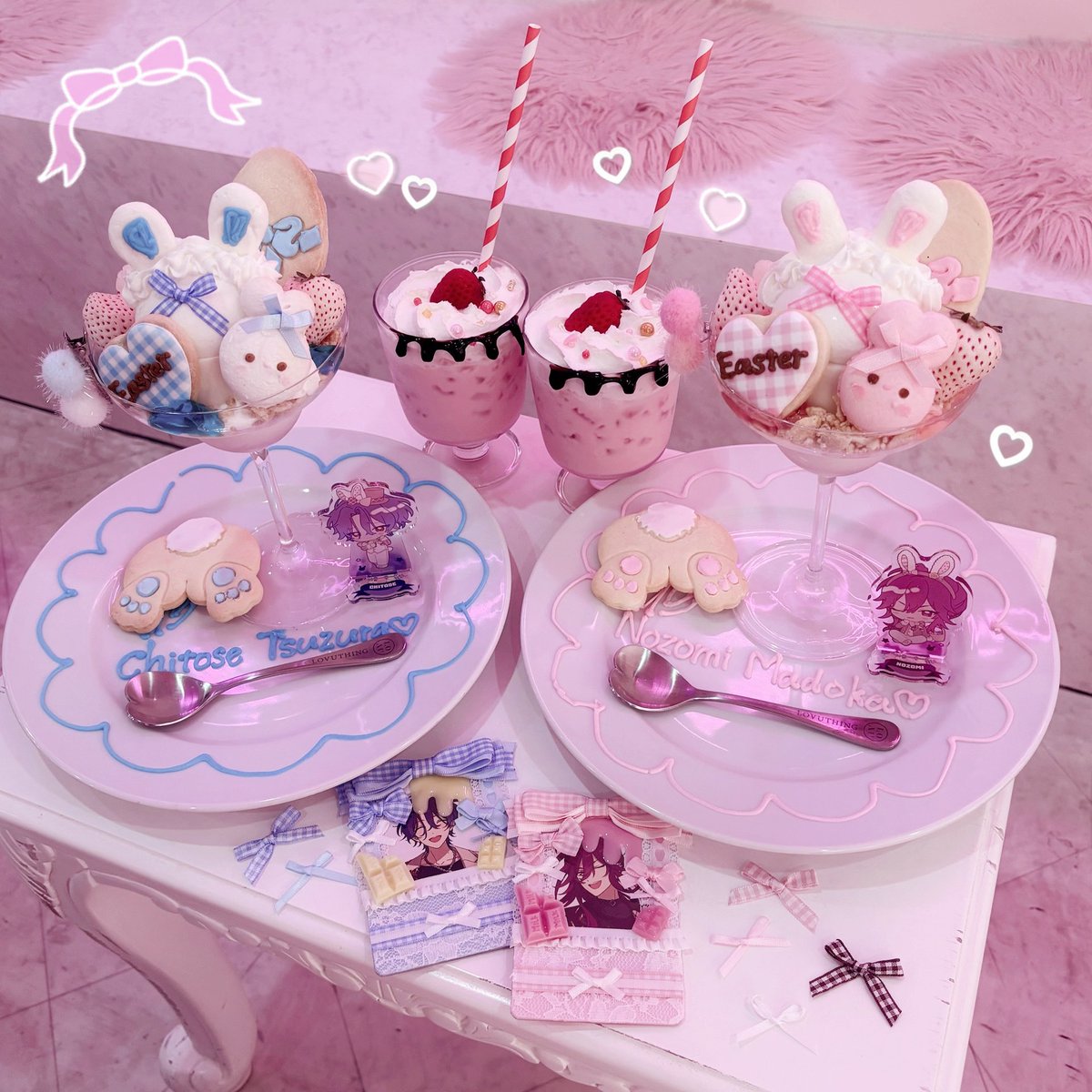 ganache_kill's tweet photo. アニカフェのグッズ1番好き🐰︎💕︎
📍Kitty Sweets（大阪）とアニカフェ🍴
アニカフェ席メロアスだった🍫꒷꒦ https://t.co/2UGJK6aBG8