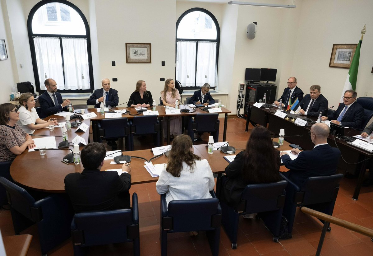 LauriBambus's tweet photo. Welcome to @LauriHussar, President of the Riigikogu, on his official visit to Italy.

Timely meetings and discussions on strengthening bilateral, inter parliamentary, #EU and #NATO, transatlantic cooperation, #AI, innovation &amp; digitalisation with Senators and Deputies 🇪🇪🫱🏻‍🫲🏼🇮🇹. https://t.co/SyiRHYZA1K