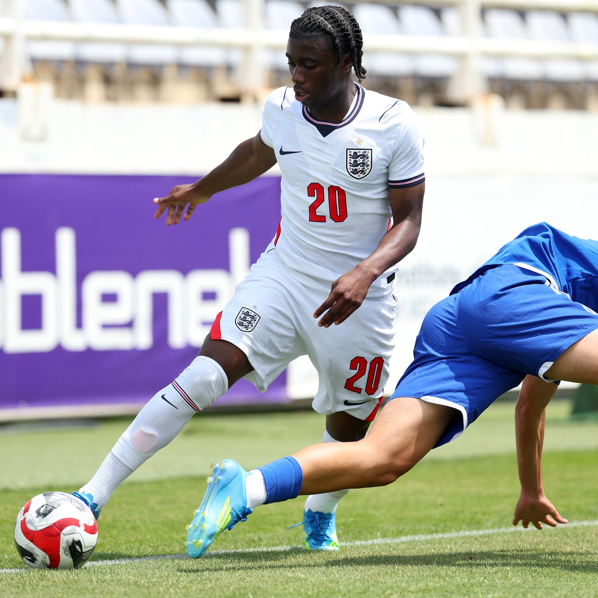 LCFC's tweet photo. Jeremy and Louis were involved in England U18s' 2-1 victory over Greece U19s this week 🦁