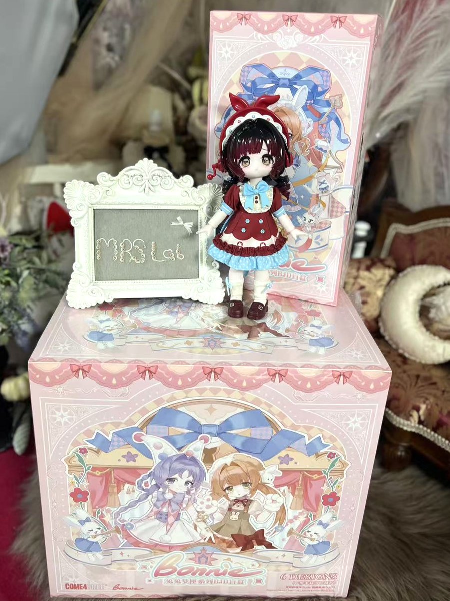 MR_S_Lab's tweet photo. 大人気のCOME4FREE社の小6 BJDブラインドドール #ボニーバニー6 「BONNIE：兎兎夢匣」シリーズが再入荷いたしました✨🐰

また、後頭部パーツと色移り防止タイツも届きましたので一緒にお迎えいただけます❣
※後頭部パーツは粉白肌のみの入荷となります。色差がありますので写真三枚目をご参照ください。気になさらない方は是非ご検討ください🌷

実店舗1号店ではドールのサンプル展示もしておりますので、気になる方は是非ご覧になってください👀

#come4free
#MR_S_Lab
