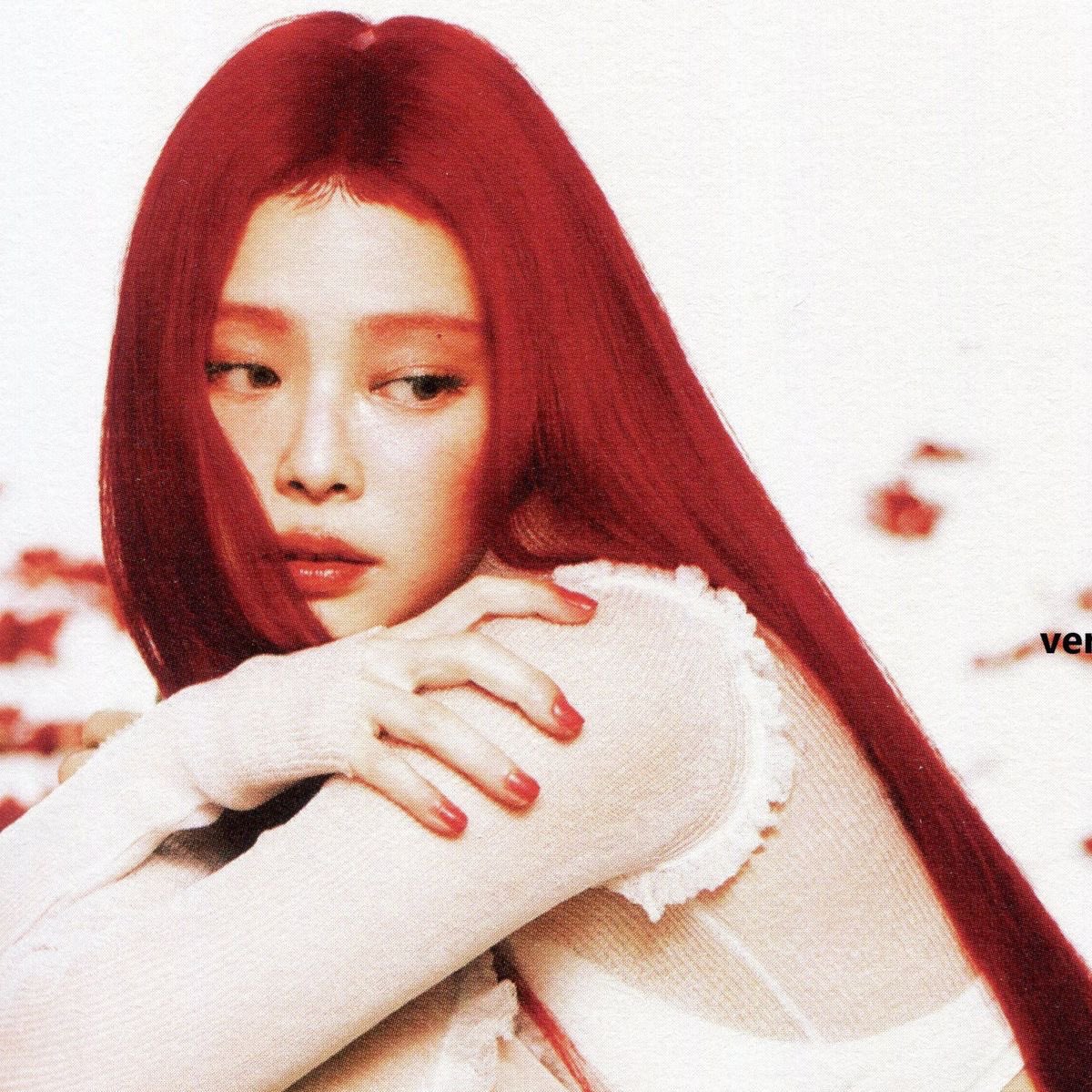 JENNIE Charts tweet media