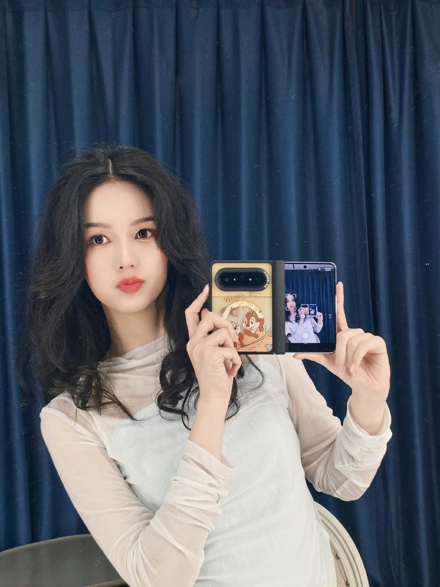𝙛𝙡𝙤𝙤 ★ tweet media