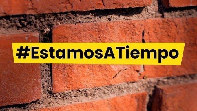 CCOOCyL's tweet photo. ⚫️ Lamentamos el fallecimiento de un camionero tras salirse de la vía y chocar contra seis camiones en Monzón de Campos (Palencia).

Mostramos nuestras condolencias a sus familiares, amistades y compañeros y compañeras.

#EstamosATiempo de frenar la siniestralidad laboral https://t.co/JBfaRYXx61
