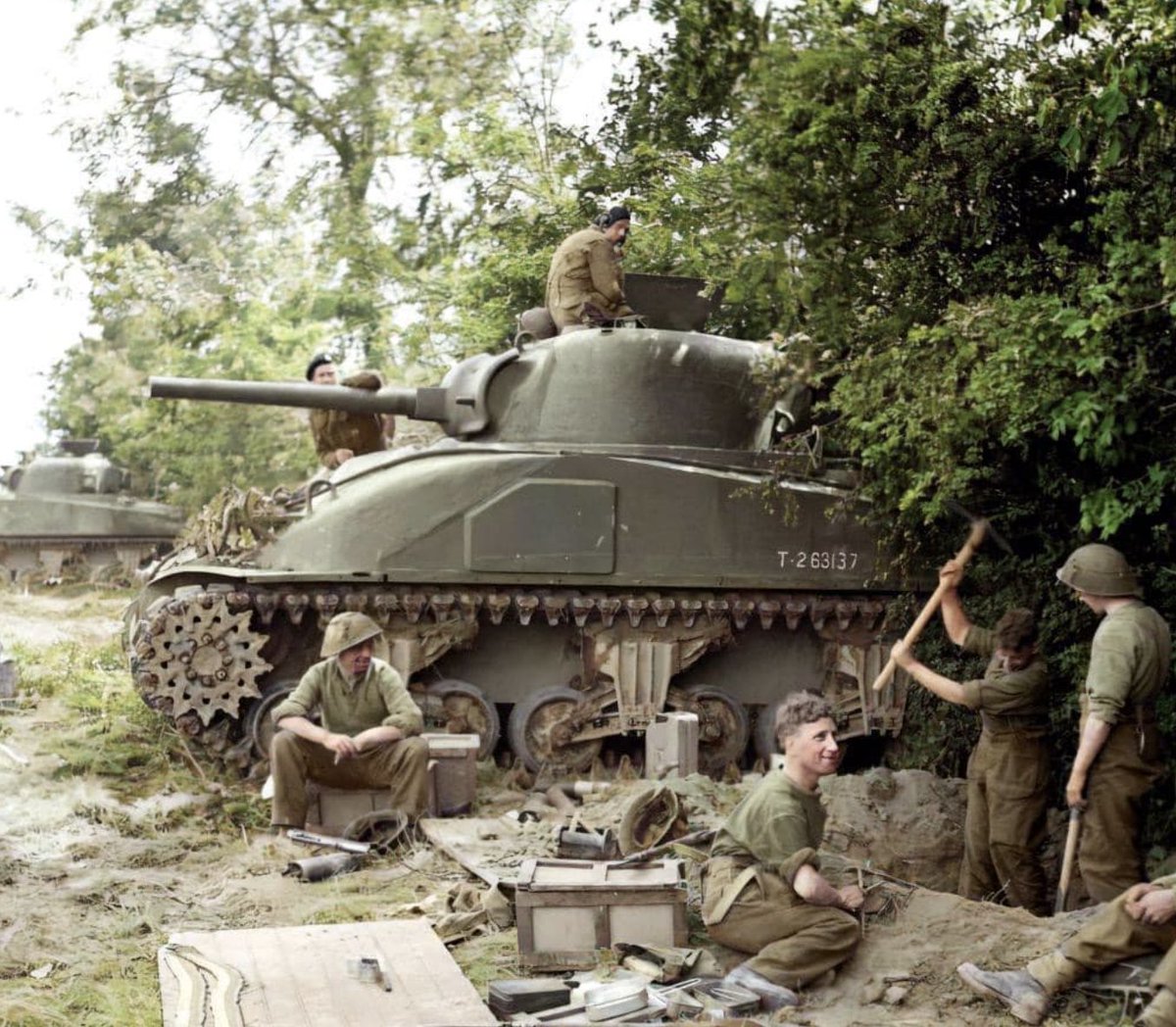 WeHaveWaysPod's tweet photo. What did you think of yesterday's episode, part 1 of our new look at the Sherwood Rangers Yeomanry?
Subscribe and get the next parts ad-free now at... https://t.co/by1EFY2cUm