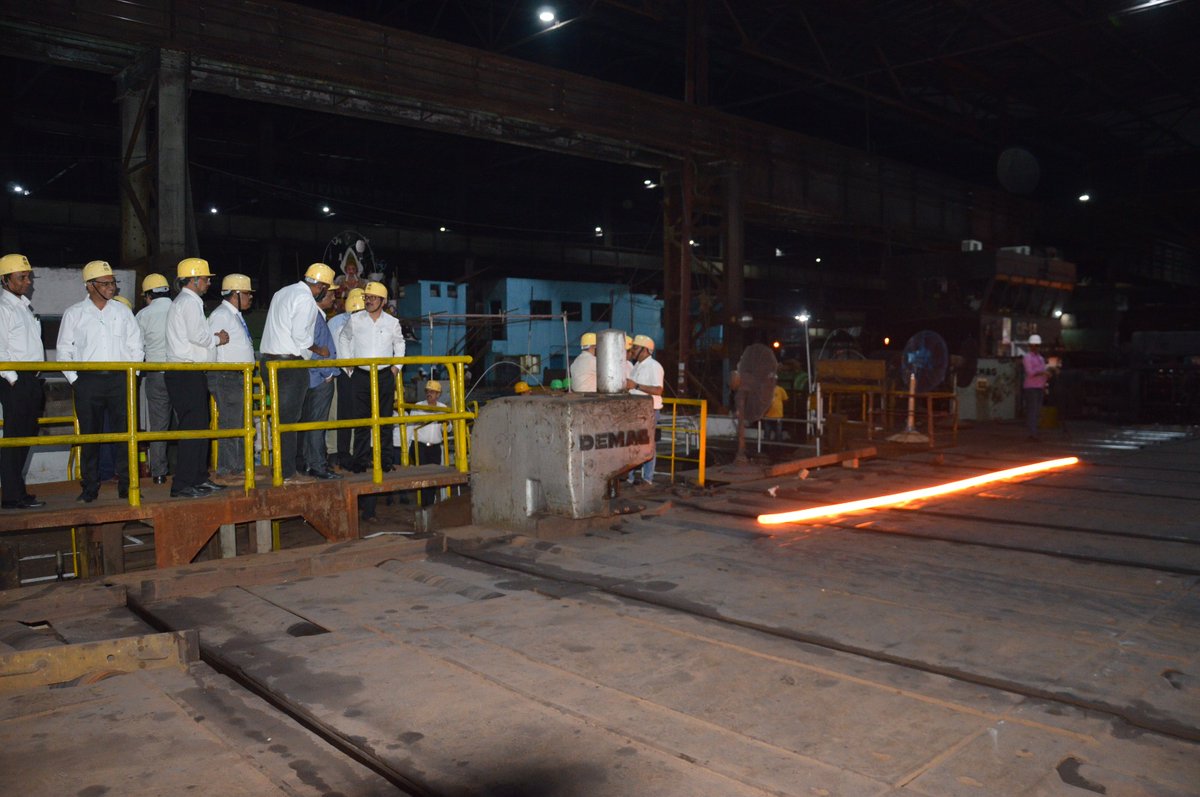 SailVisl's tweet photo. Glimpses of Visit of Shri Ashok Kumar Panda, Chairman &amp; Managing Director of SAIL to Visvesvaraya Iron &amp; Steel Plant on 28-05-2026 https://t.co/J5ONzxjsRU