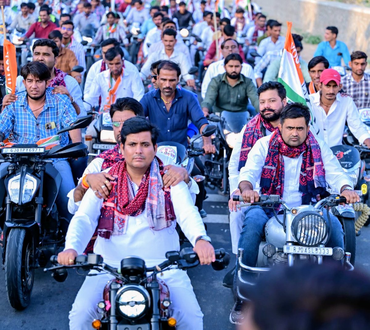 ArbabKhanIYC's tweet photo. राजस्थान युवा कांग्रेस के निवर्तमान कार्यकारी प्रदेश अध्यक्ष, बड़े भाई सम्माननीय श्री यशवीर शुरा जी को जन्मदिवस की हार्दिक बधाई व बहुत बहुत शुभकामनाएं 🎉🎂🎊 
@yashveershoora 
@Rajasthan_PYC https://t.co/Twkc7Pc1iu