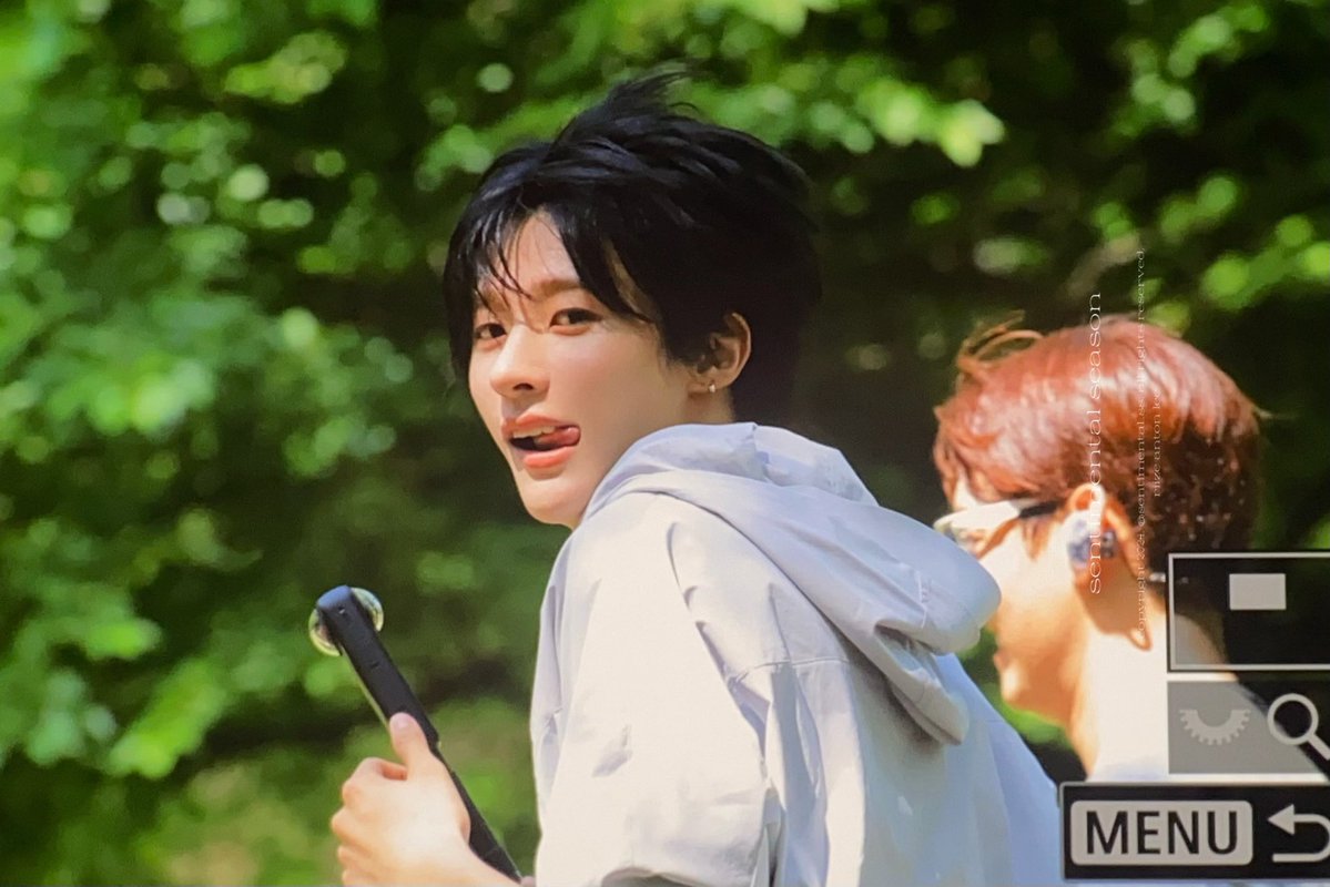 보오 tweet media