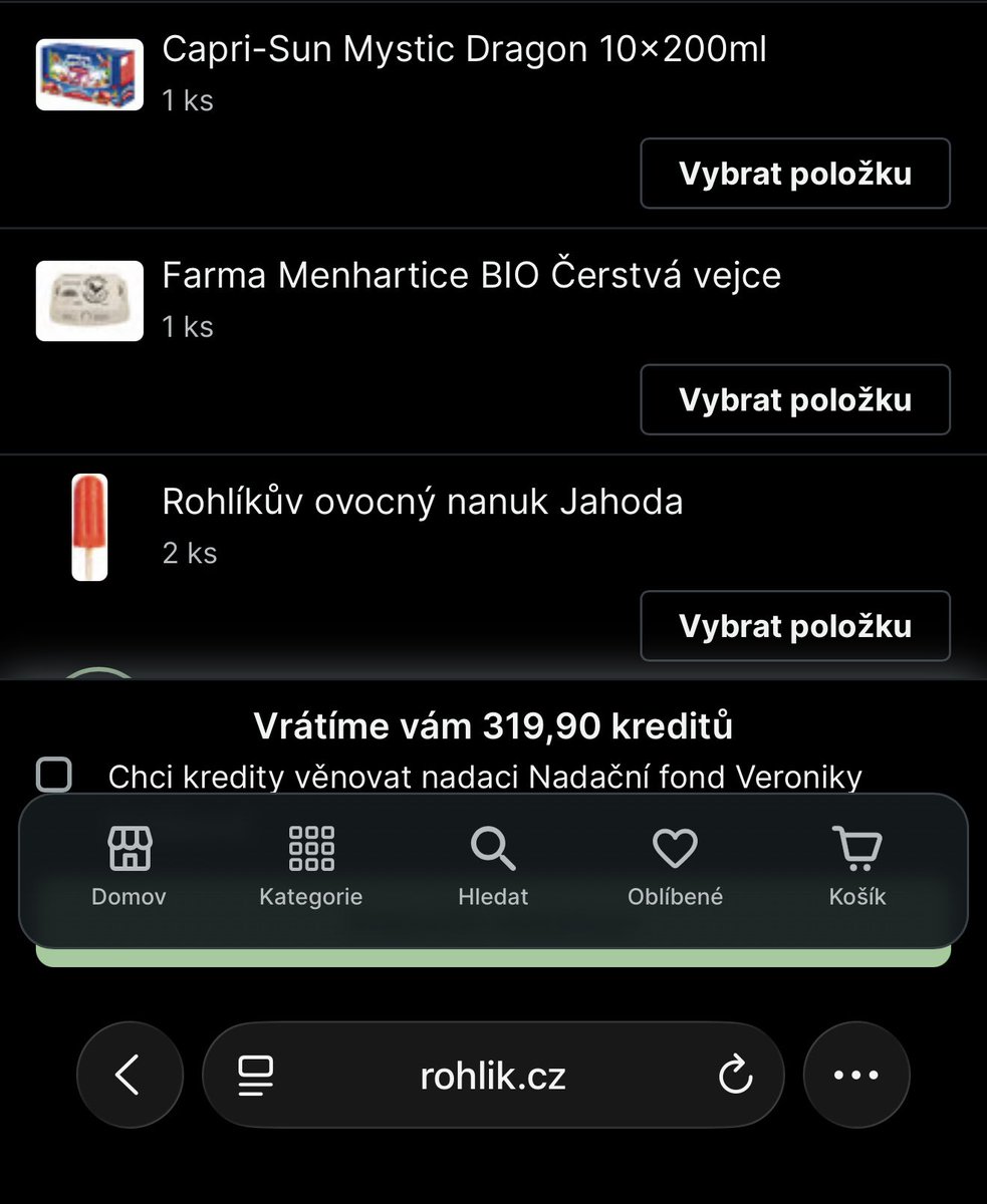 lukaschury's tweet photo. Zdravím do @rohlikcz, jen hlásím, že při reklamaci položky menu překrývá dokončení reklamace :-) Taky se prosím znovu připomínám s překrytím hlavního menu aktuálními akcemi, kdy musím počkat i půl minuty, než můžu (kliknout a) nakupovat 🙏 https://t.co/Pi91Hd6yqp