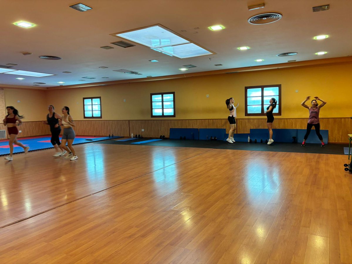 valverdevirgen's tweet photo. 🏋️ Entrenamiento funcional de CrossForce 🏋️
#semanadeldeporte2026 https://t.co/xb3ZFcdYe2