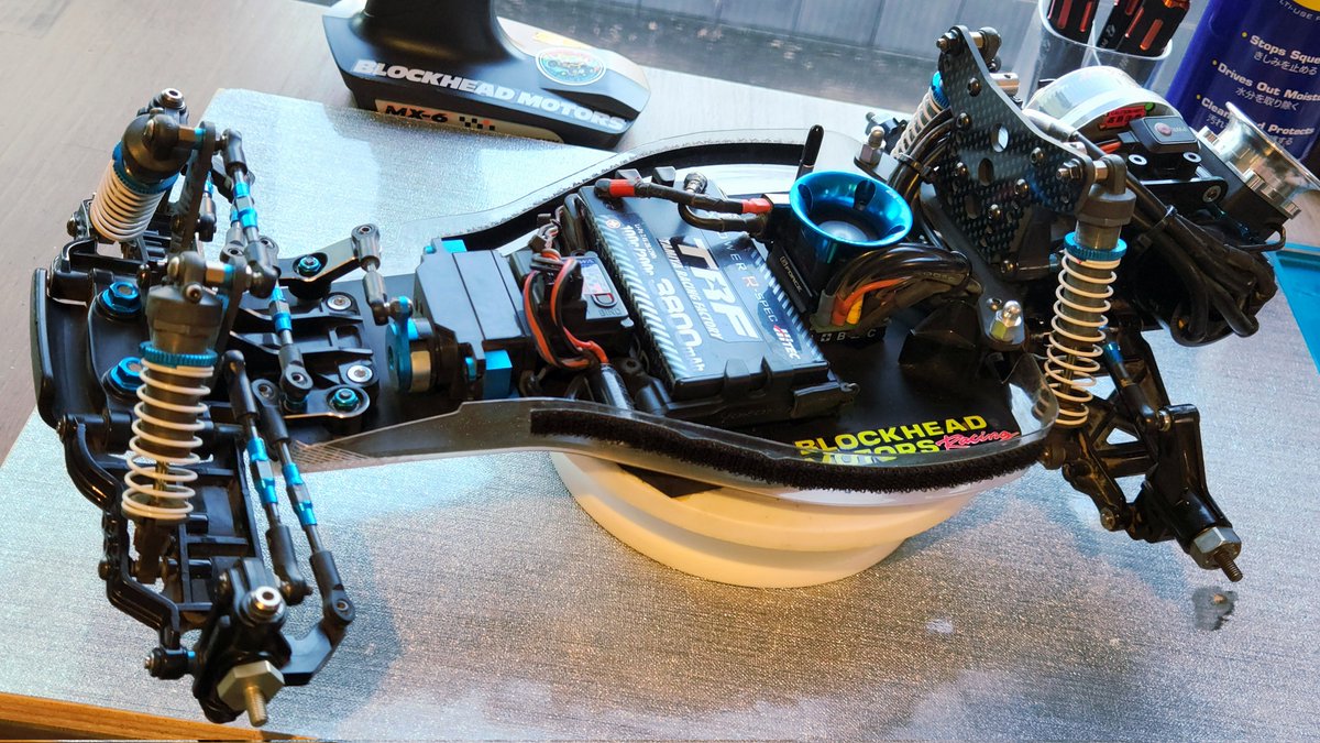 HW_TOP_SPEED's tweet photo. めったにやらないプラネタリーギア、アクスル周りのオーバホール🔧
ESCとモーターには夏用の高速ファン＋ファンネルを装着🌀
ランタイムが延びるか検証
#タミヤRC #スーパーアスチュート https://t.co/5VBfIJP7Fw