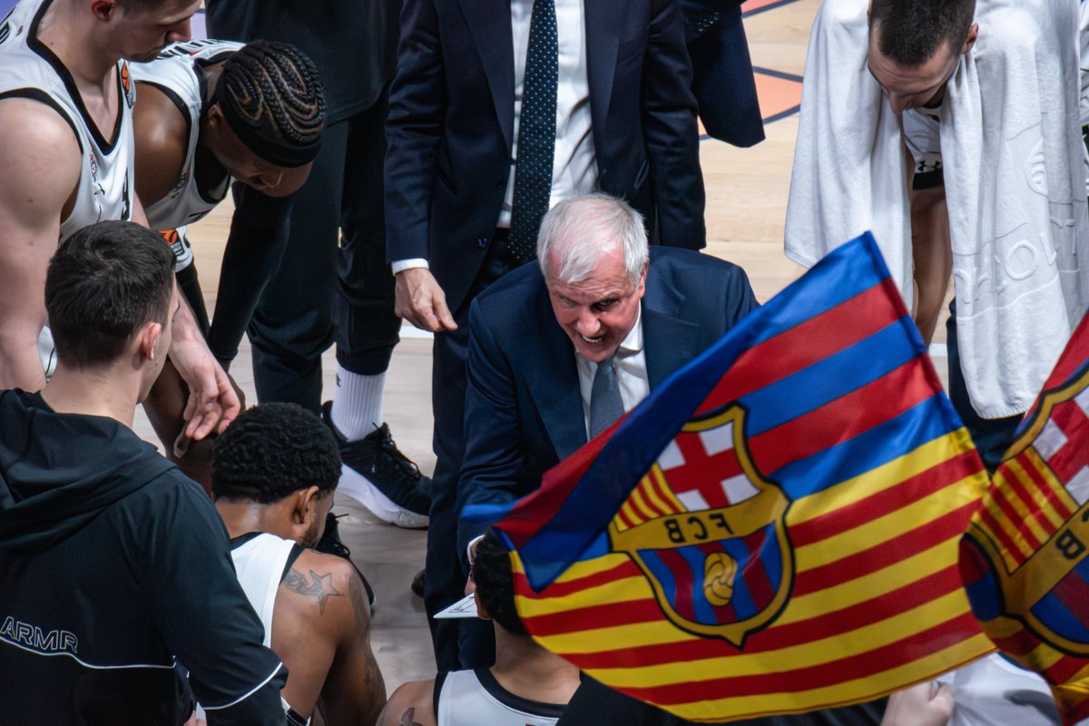 bernatGO5's tweet photo. Dels noms que estan sonant per substituir Xavi Pascual, només em generen il·lusió Željko Obradović i Vassilis Spanoulis.

El Barça ha de tornar a tenir una obsessió: guanyar.
I això també implica recuperar una mentalitat molt concreta des de la banqueta.
📸#BeBallChronicles https://t.co/HvNnzihKdR
