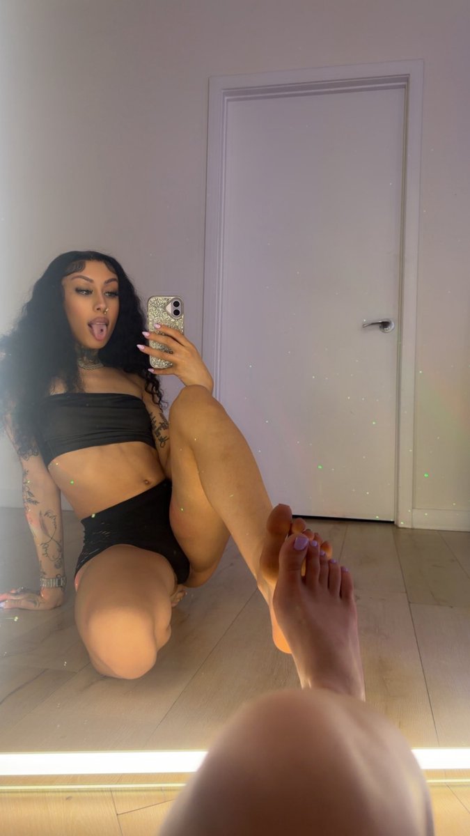 Goddess Dahliyla ✨ tweet media