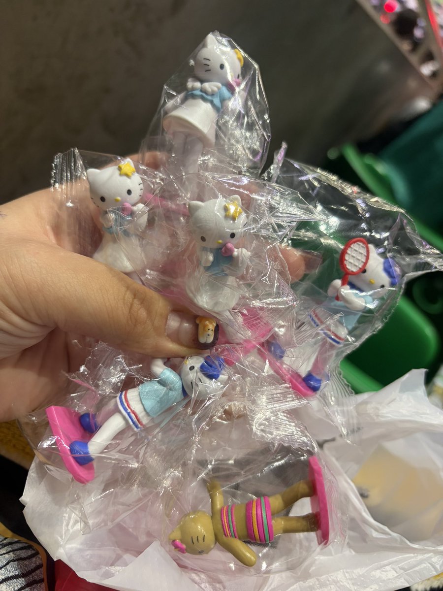 Gegegetou's tweet photo. 【交換】サンリオ ハローキティ キティ スタイルアップフィギュアコレクション スタイルアップ

<譲>
エンジェル×3
サーファー×1
スポーティ×2
<求>
カリスマ

激求の為、複数提供も可能です🙇‍♀️
検索からもお気軽にお声かけ下さい🔎 https://t.co/hasyYbJq3B