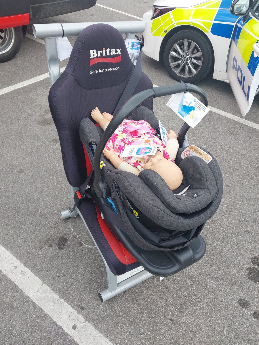 SmallHeathWMP's tweet photo. Come and visit us this morning at Morrisons Small Heath. We are working with @WestMidsFire offering advice. Come and say hi
#smallheath #policeandfire #community #smallheathcommunity https://t.co/U0ijt6xRK0