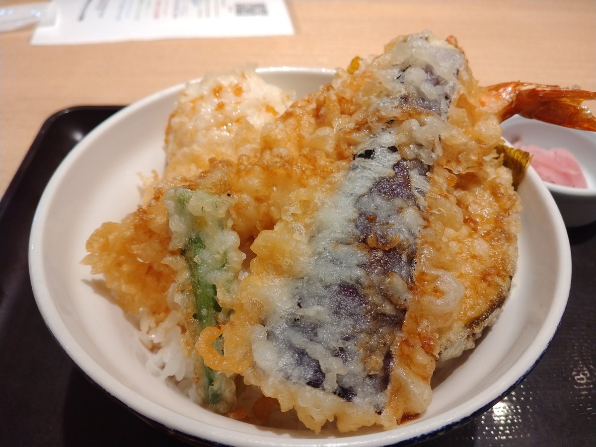皆様お疲れ様です😺 暑いですね😭関西は雨だとか…。 さて本日は和食