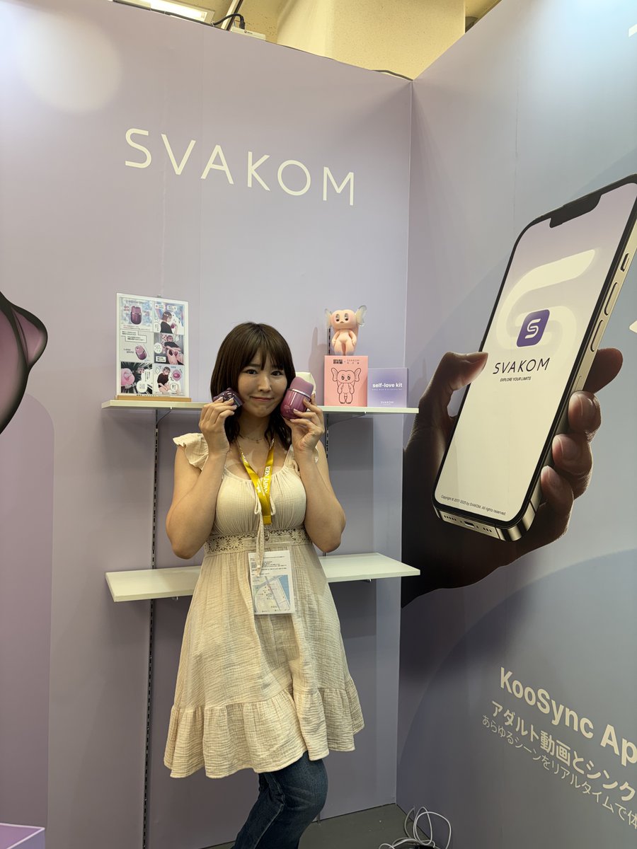 SVAKOMJP's tweet photo. EDEN JAPAN-ADULT EXPO
SVAKOMの当ブースに立ち寄ってくださったこちらの美女…🥳
華やかでとっても素敵でした!ご来場ありがとうございました❤️@7mim_sub
#EDENJAPAN #SVAKOM #AdultExpo #klitty https://t.co/3aHFDozO3R