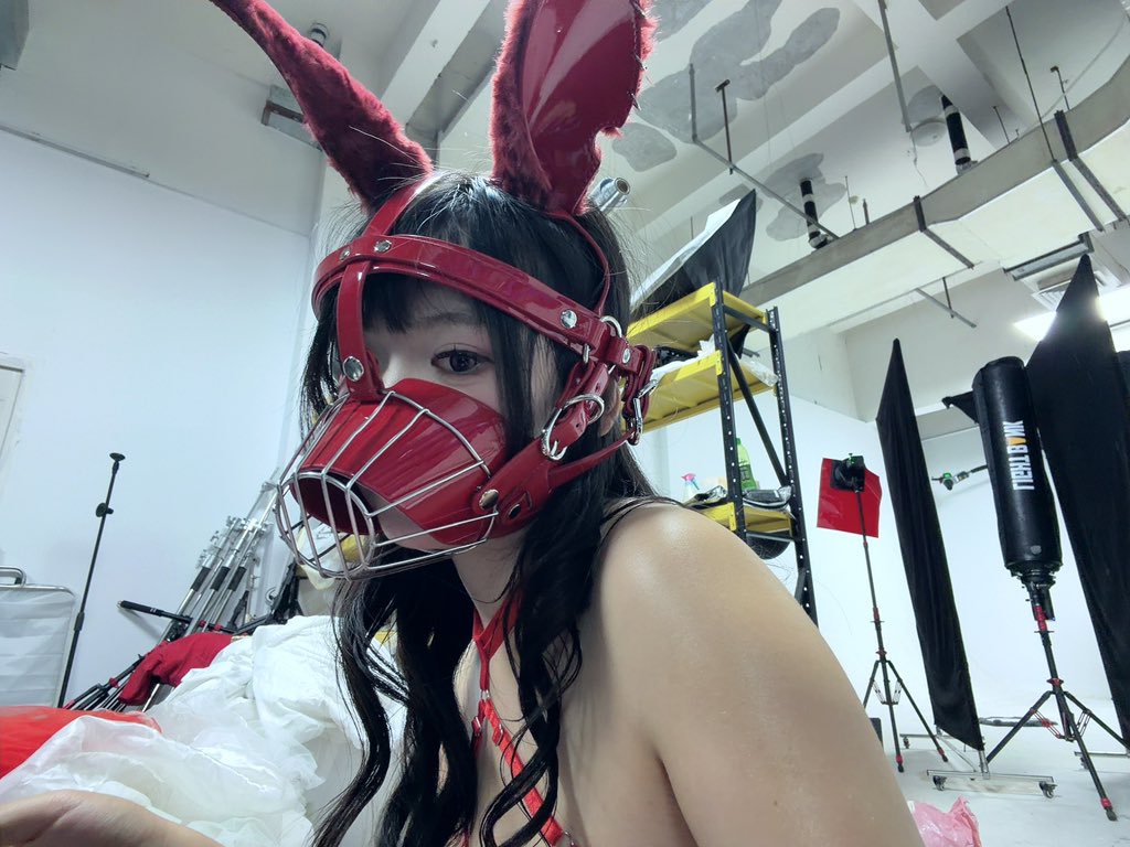 misstaoqi's tweet photo. 喜欢小狗吗？ https://t.co/rt9vR6P5Yq