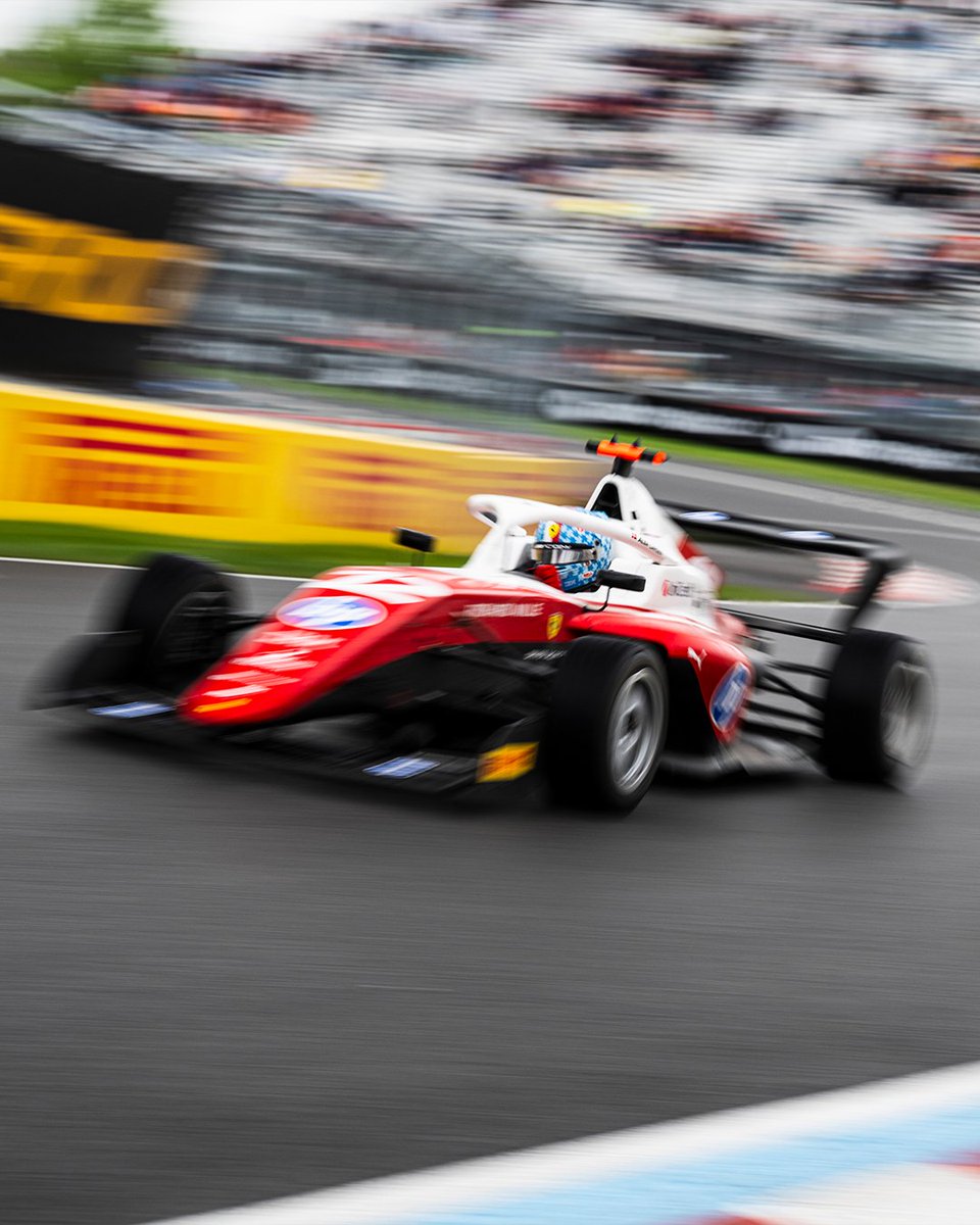 Ferrari Driver Academy tweet media