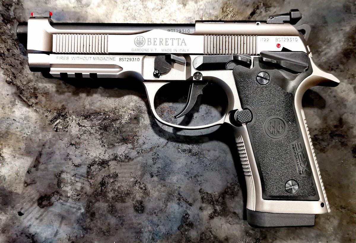 BetterBeMe's tweet photo. @MAC_Arms @Beretta_USA @langdontactical This 😮‍💨 https://t.co/rxqqtl8X1W