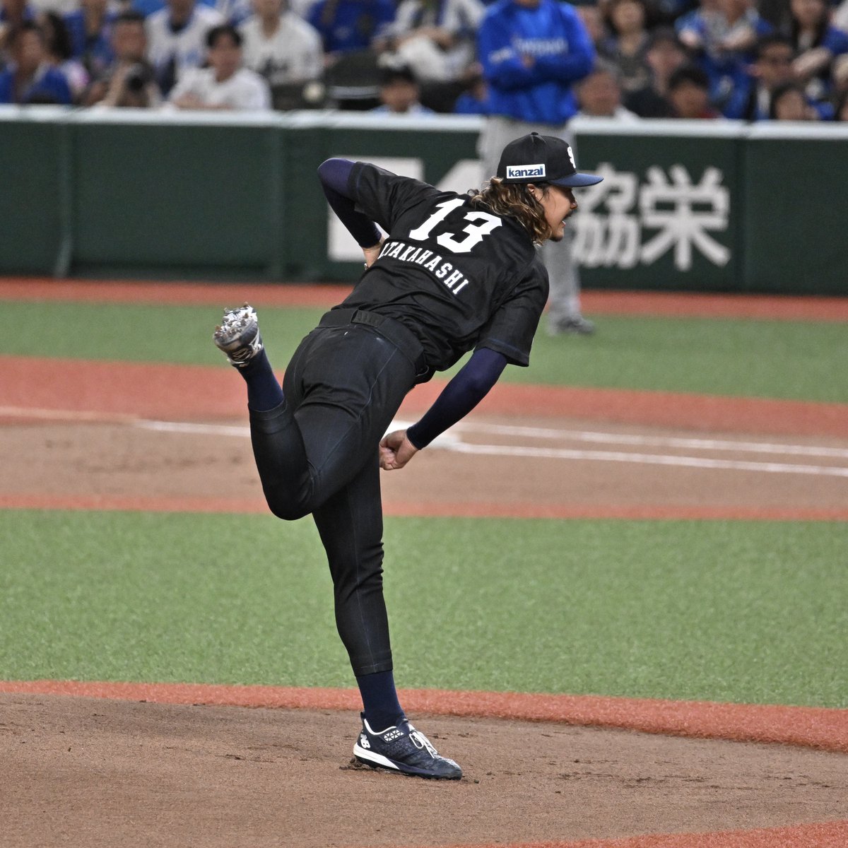 n_524_photo's tweet photo. 今年は見せる熱意が違う
ライオンズ先発は高橋光成 https://t.co/LlJAKywR6O
