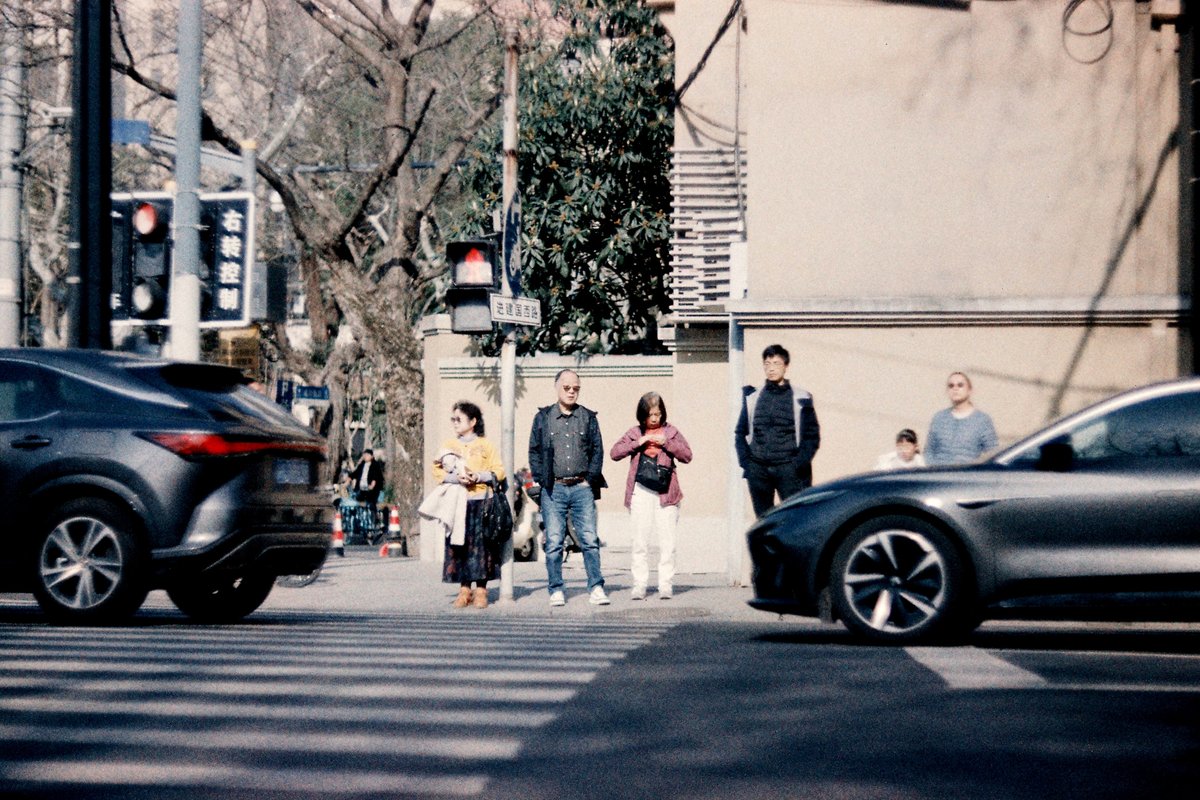 moorchegue's tweet photo. Time Out
Wolfen NC500 400 -> Lab
#filmphotography, #filmphoto, #colorfilm, #analog, #analogphotography, #retro, #photography, #street, #traffic, #red, #light, #pedestrians, #wait, #cars, #pause, #streetphotography https://t.co/KoeEvVHQYy