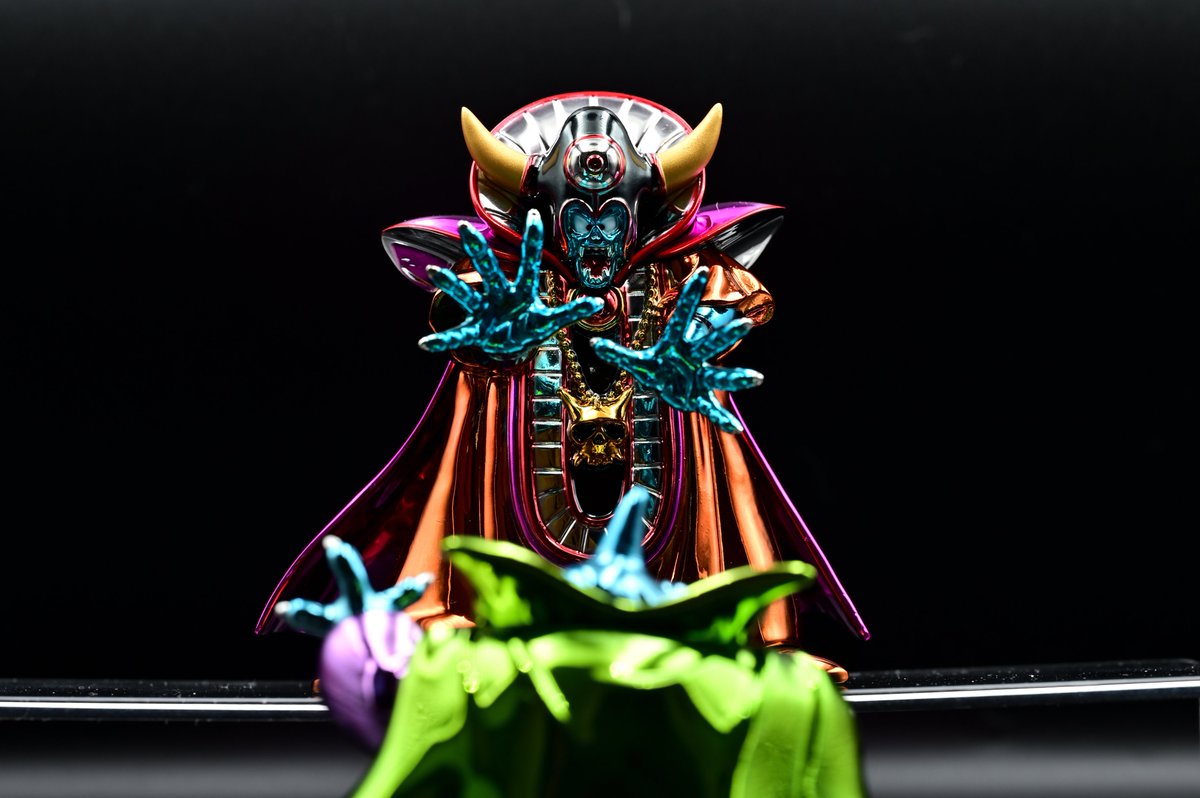 choki_lineage's tweet photo. 「光ある限り闇もまたある」

やっぱりゾーマは別格。
この禍々しさと威圧感、まさに大魔王。
メタリックの質感も相性抜群で、ずっと眺めていられる
かっこよすぎ！

#メタリックモンスターズギャラリー　#ドラクエ https://t.co/2RFI5IjAzJ
