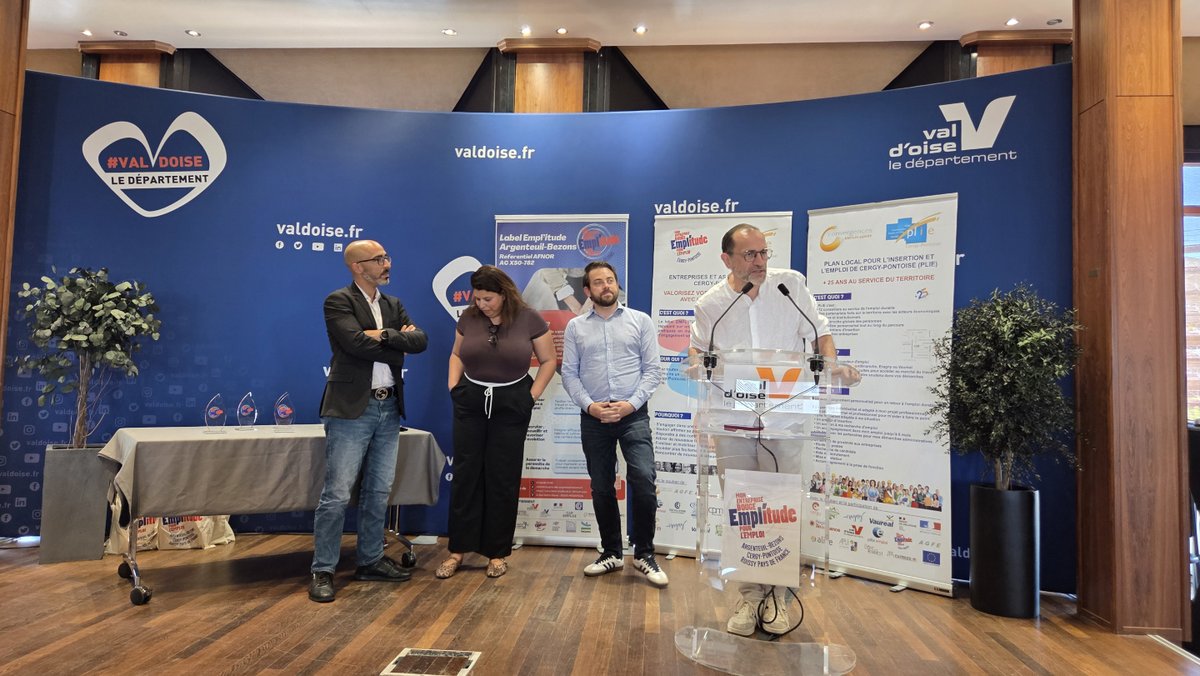 Medef95's tweet photo. Le Medef Val d'Oise est fier d’avoir participé, à travers son pôle #EEM – Éducation et Emploi, à la cérémonie de remise des trophées du Label Empl'itude qui s’est tenue le 26 mai 2026 au Conseil Départemental du Val d’Oise.

Cette 4ᵉ édition a permis de mettre à l’honneur plusieurs entreprises de nos territoires d’Argenteuil-Bezons et de Cergy-Pontoise pour leurs engagements en faveur de l’emploi, des ressources humaines et de l’engagement sociétal.

Félicitations aux entreprises labellisées et renouvelées pour leurs actions concrètes au service de l’inclusion, de l’insertion professionnelle et du développement des compétences. Ces initiatives illustrent pleinement la mobilisation des acteurs économiques locaux en faveur d’un emploi durable et responsable.

#Emploi #Insertion #RH #Entreprise #ValdOise #Emplitude #Medef #Education #Formation #Engagement

3FORETS Intermarché Keolis Argenteuil Boucles de Seine Comité d'Expansion Economique du Val d'Oise (CEEVO)