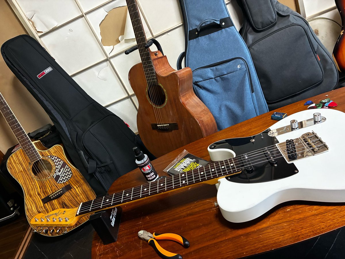 jetsaitoh's tweet photo. 毎週、弦交換してるけど全然上手くならない https://t.co/QKoWjISGYP