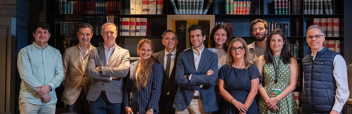 DIRyGE's tweet photo. La calidad del dato se consolida como la verdadera ventaja competitiva para acelerar el #CustomerExperience, activar decisiones en tiempo real y escalar la IA con impacto real en negocio🚀
💡Lee las claves del encuentro directivo impulsado por @tealium
🔍 https://t.co/puXB1QzY8O https://t.co/wq2tBYfWSA