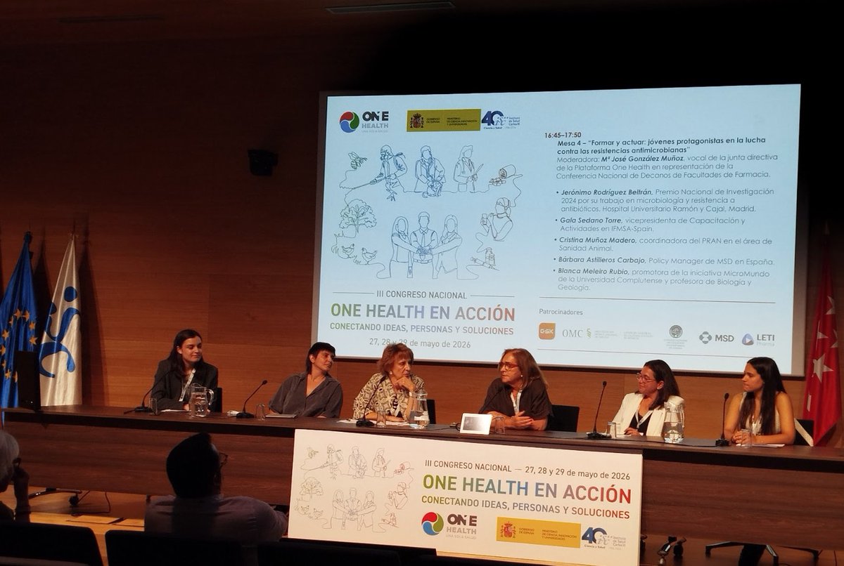 Vetmasi's tweet photo. 📍 Vet+i asistió al III Congreso Nacional One Health, donde se abordaron retos como zoonosis, RAM, cambio climático y desinformación. Marina Viñals Perlado participó en el encuentro para conocer los últimos avances e iniciativas #OneHealth https://t.co/tRdA3P8u2y