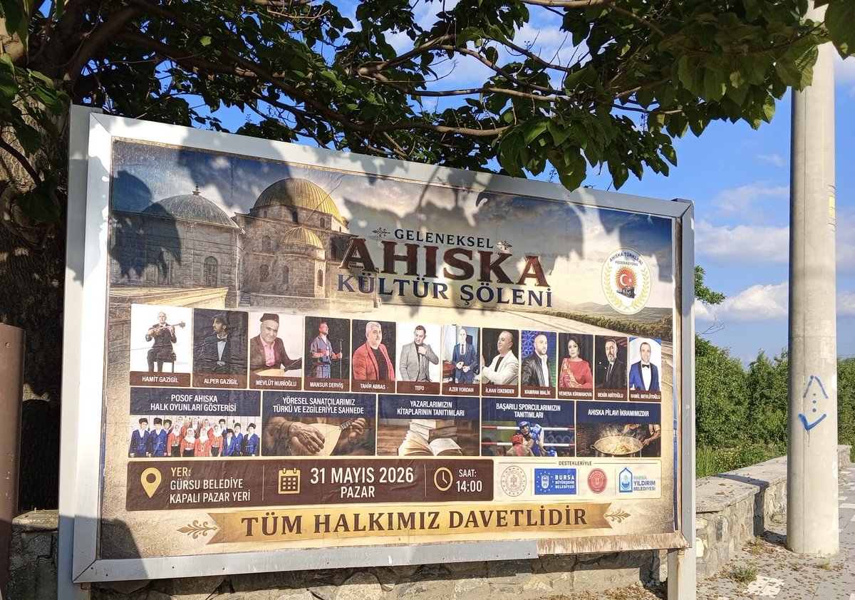 MuzafferFerman's tweet photo. Halk Sanatçılarımız ,Yöresel lezzetler, halk oyunları, kültürel gösteriler ve unutulmaz anlarla dolu bu özel etkinlikte siz değerli misafirlerimizi aramızda görmekten mutluluk duyacağız. 
Birlik ve beraberliğimizi güçlendirecek bu anlamlı şölene herkes davetlidir. https://t.co/85h2rVoAu9