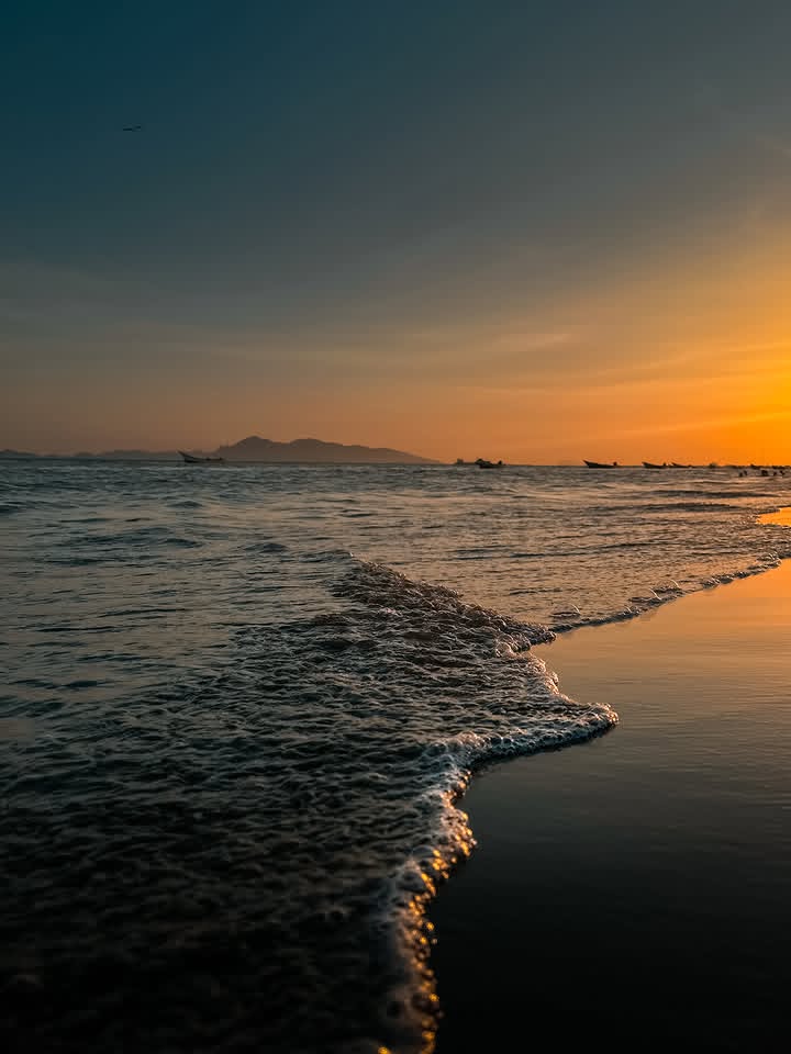 Waves Aesthetic tweet media