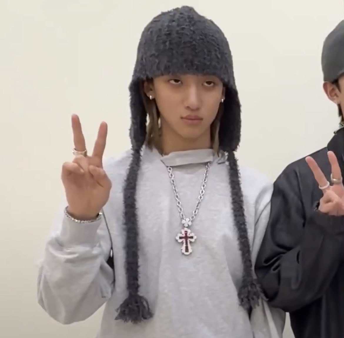 jungwjwave's tweet photo. #iseenodifference https://t.co/m2BCikMOFQ