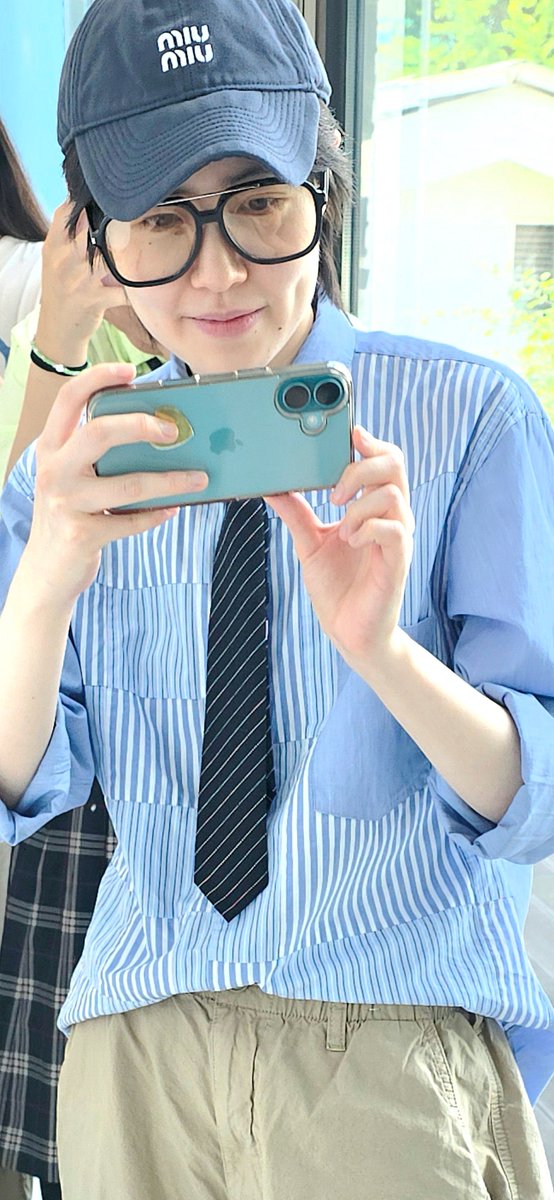 kimbreadlover's tweet photo. 5월 28일은 심은경 선배님이 생일 카페에 온 역사적인 날 https://t.co/aasIReSAMV