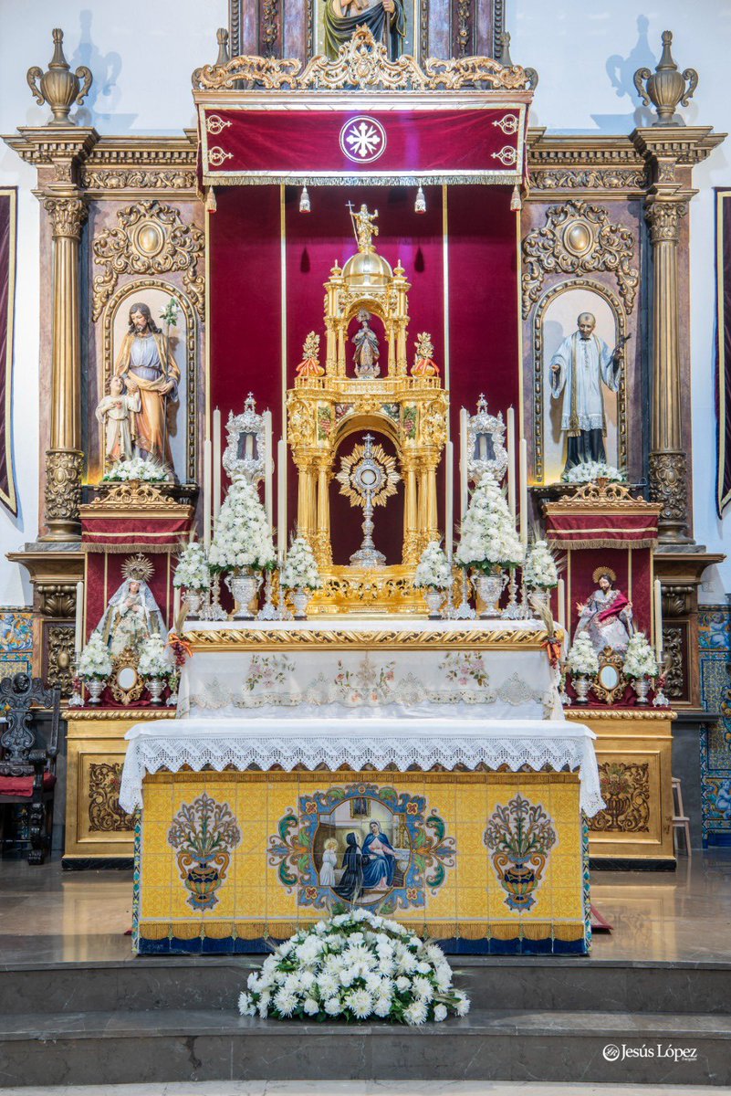 JaviGrado's tweet photo. Nuestro exorno para el Triduo Sacramental de la @HdadSanGonzalo 

📷: Jesús López y Hdad. https://t.co/xI9Ir00nGM